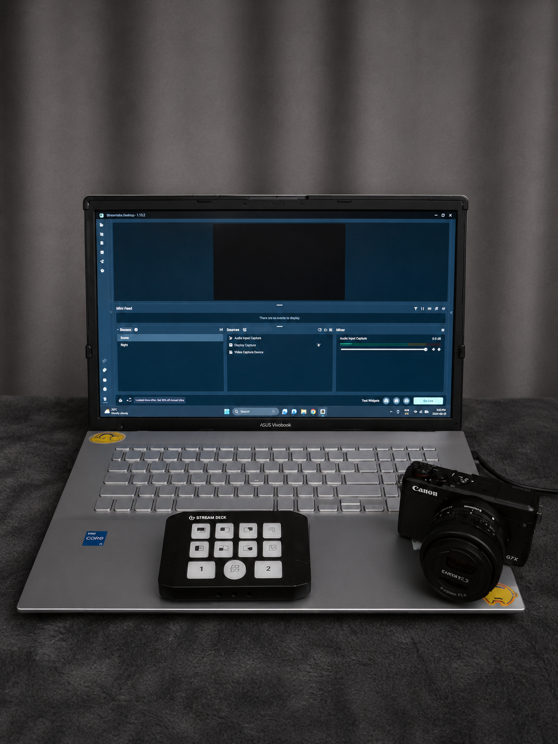 Livestream laptop and camera equipment